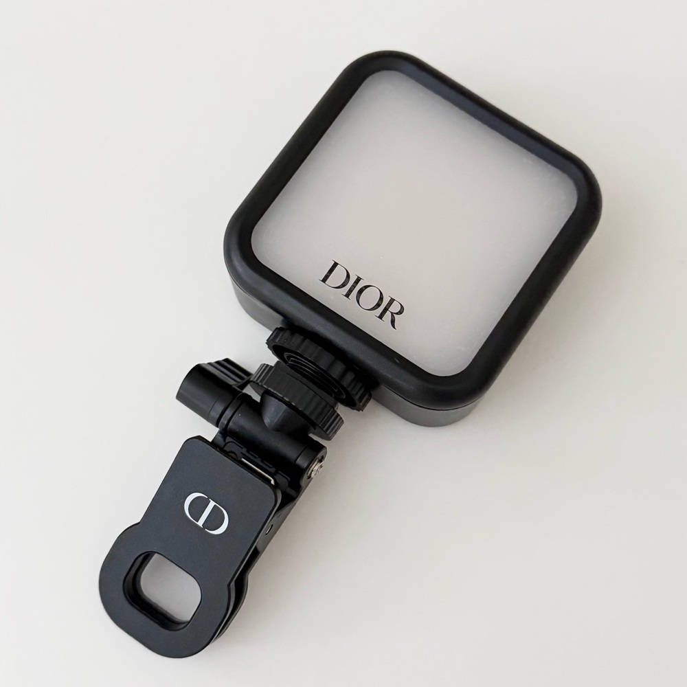 NWT Dior Beauty Phone Light - Picture 2 of 12